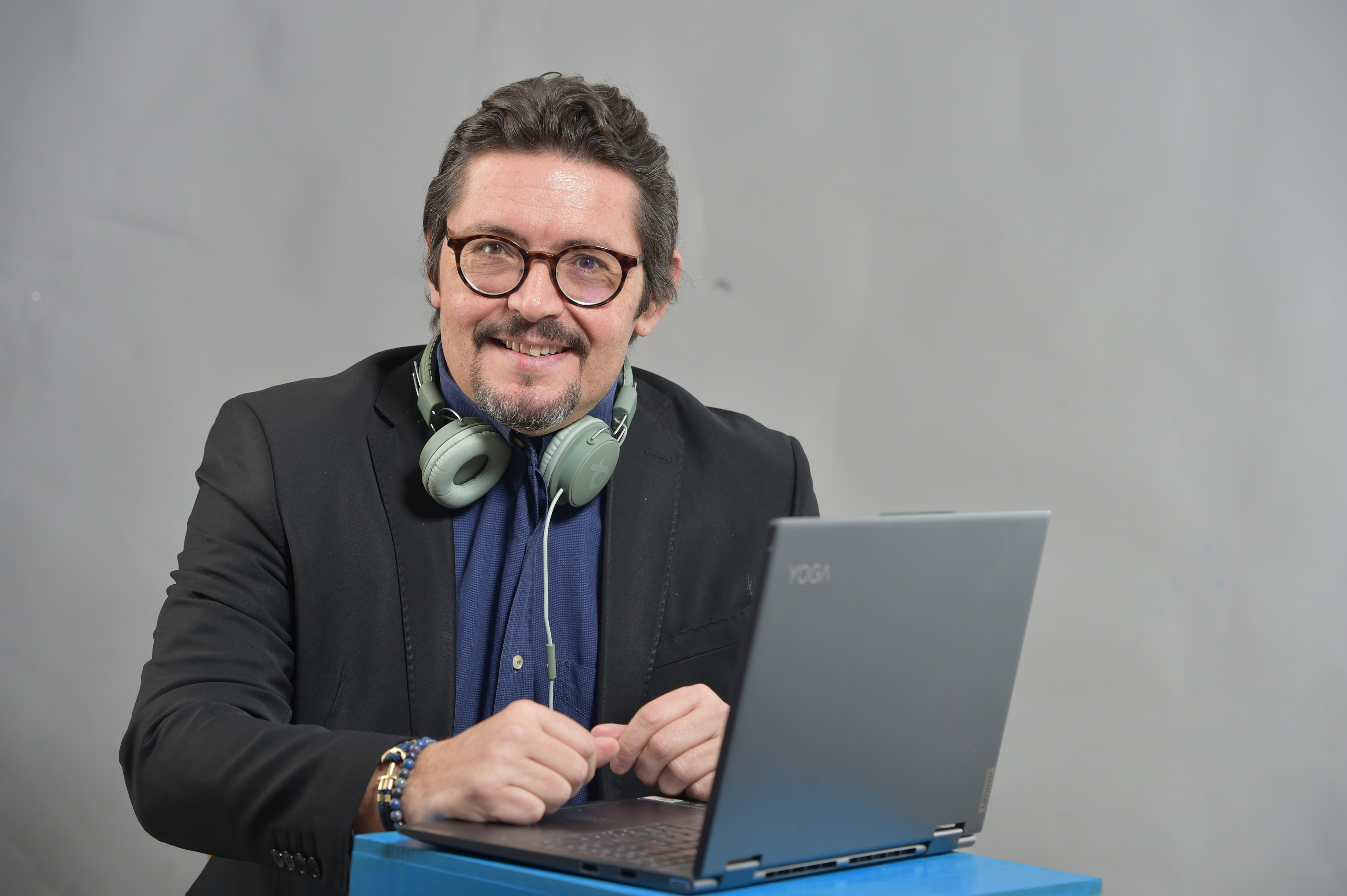 Presenter photo